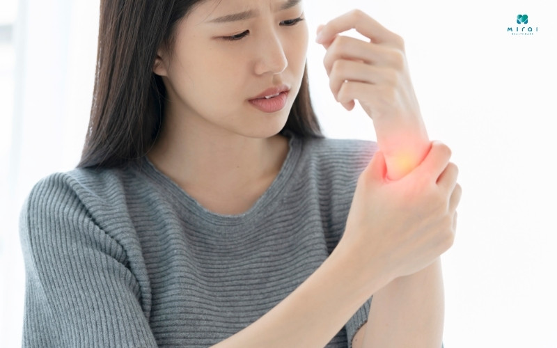 Xét nghiệm CK toàn phần thực hiện khi có triệu chứng về cơ