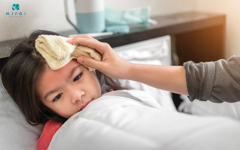 Chăm sóc tốt cho trẻ khi bị mắc tay chân miệng để nhanh lành bệnh