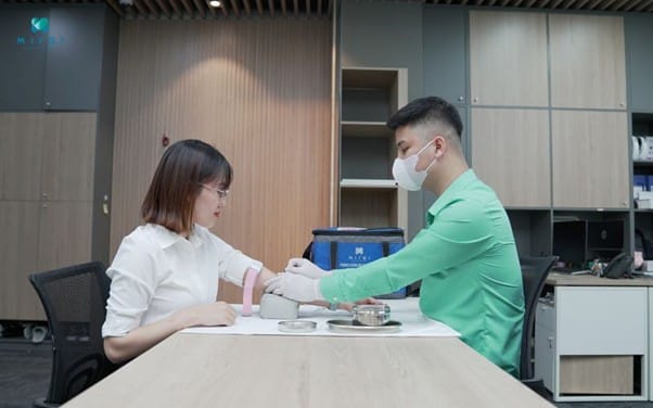 xet-nghiem-mau-tam-soat-ung-thu-da-day-tai-mirai-healthcare